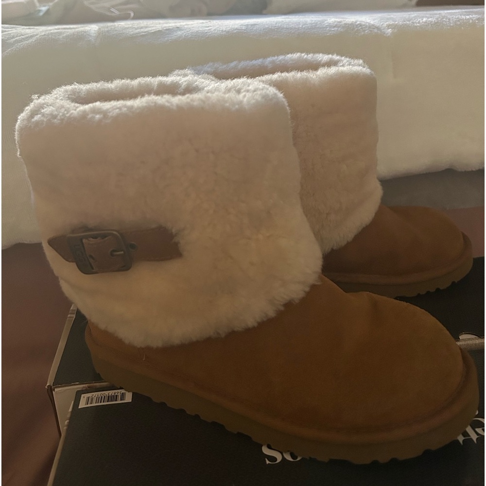 Uggs with fur trim and buckles!